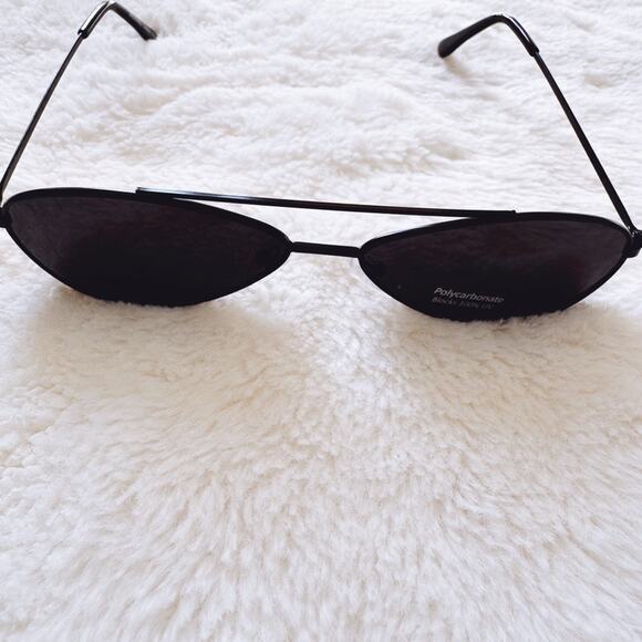 Carl Black Aviator Slim Sunglasses - Picture 4 of 12
